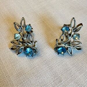 Vintage Coro Silver Tone & Blue Rhinestone Leaf Ear Climber Clip Back Earrings